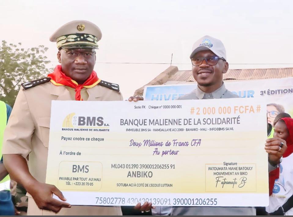 Lancement de la 3e édition d’Hivernage Tour à Kayes : Le Mouvement An Biko offre deux millions de Francs CFA aux sinistrés des inondations. 